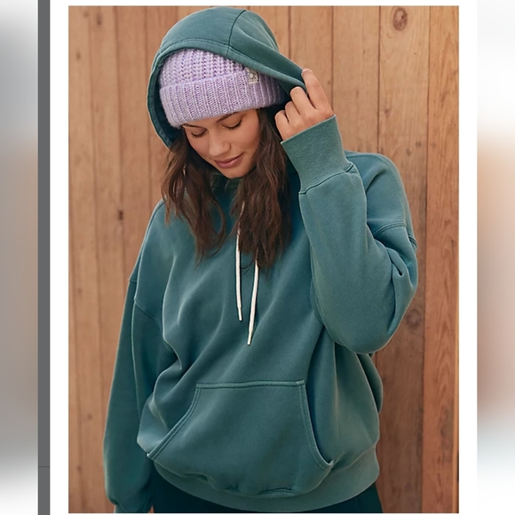 aerie Tops - ‼️ISO AERIE HOODIE‼️
